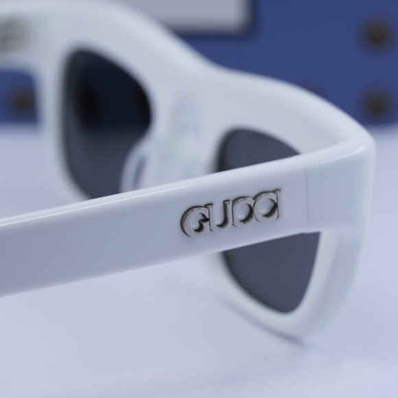Gucci GG1777S 004 Square Sunglasses - Shiny White\Grey - Picture 6 of 11